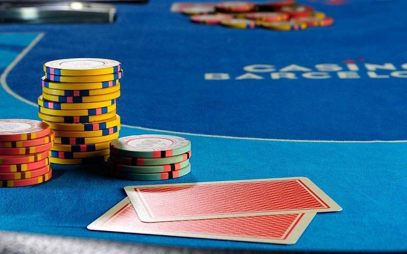 Six Mistakes to Avoid in Online Poker